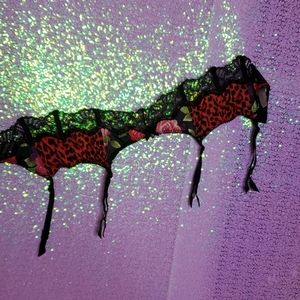 Victoria's Secret red leopard print garter belt xs